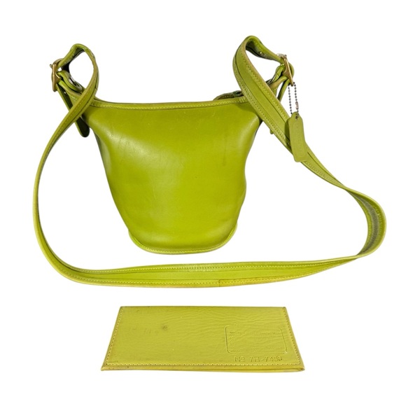 VTG COACH 9019 Pistachio Lime Green Leather Maggie Duffle Bucket Bag Made in USA - Picture 1 of 16